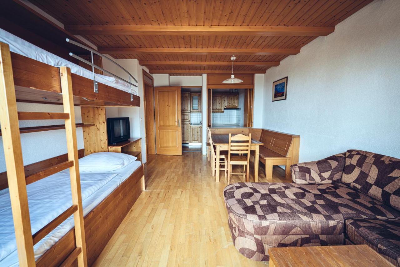 Pohorje Village Wellbeing Resort - Forest Apartments Videc Hočko Pohorje Eksteriør billede